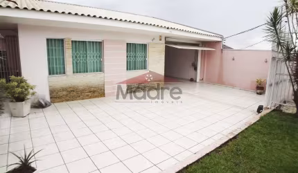 Casa com 3 quartos à venda na Rua José Pereira de Araújo, 911, Capão Raso, Curitiba, 154 m2 por R$ 996.000