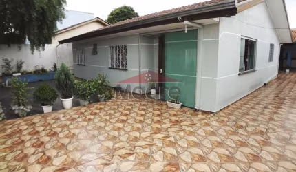 Casa com 3 quartos à venda na Rua Califórnia, 327, Sítio Cercado, Curitiba, 163 m2 por R$ 725.000