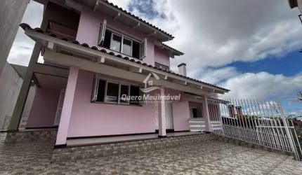 Casa com 4 quartos à venda na Avenida França, 1740, Bela Vista, Caxias do Sul por R$ 1.700.000