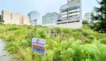 Terreno à venda na Rua Vivaldo Vargas de Almeida, 60, Sanvitto, Caxias do Sul por R$ 699.000