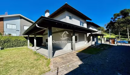 Casa com 3 quartos à venda na Rua Pedro Giacomet, 981, Bela Vista, Caxias do Sul por R$ 1.100.000