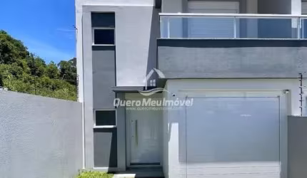Casa com 3 quartos à venda na Rua Lindomar Mattos, 111, Monte Bérico, Caxias do Sul por R$ 875.000