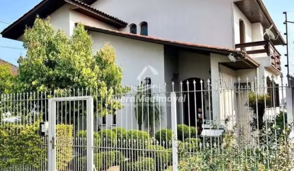 Casa com 4 quartos à venda na João Pola, 515, Rio Branco, Caxias do Sul por R$ 1.050.000