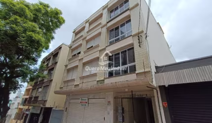 Apartamento com 2 quartos à venda na Rua Marquês do Herval, 323, Centro, Caxias do Sul por R$ 320.000