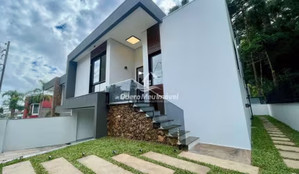 Casa com 3 quartos à venda na Rua Padre Gerônimo Rossi, 318, Ana Rech, Caxias do Sul por R$ 890.000