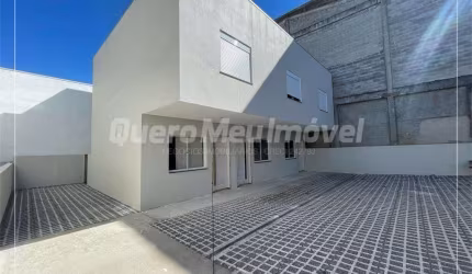 Casa com 2 quartos à venda na Rua Wally Beretta Ribeiro Mendes, 511, Nossa Senhora das Graças, Caxias do Sul por R$ 220.000