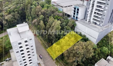 Terreno à venda na Rua Constante Adorino Pola, 1, Colina Sorriso, Caxias do Sul por R$ 180.000