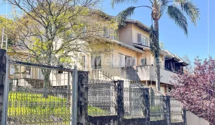 Casa com 3 quartos à venda na Rua João Bertotti, 652, Madureira, Caxias do Sul por R$ 3.800.000