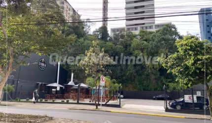 Terreno à venda na Avenida Júlio de Castilhos, 1713, Lurdes, Caxias do Sul por R$ 3.300.000