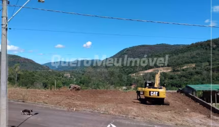 Terreno à venda na Rua B, 14, Vila Cristina, Caxias do Sul por R$ 154.000