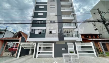 Apartamento com 2 quartos à venda na Rua José Albino Reuse, 1051, Cinqüentenário, Caxias do Sul por R$ 339.900