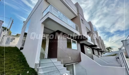 Casa com 3 quartos à venda na Rua Fioravante Miranda, 573, Colina Sorriso, Caxias do Sul por R$ 734.900