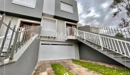 Casa com 3 quartos à venda na Rua Emma Vedana Palhosa, 144, Colina Sorriso, Caxias do Sul por R$ 750.000