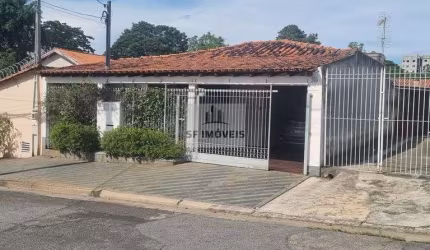 Ótima casa, térrea, 150m², 2 quartos, em terreno de 380m², no Além Ponte