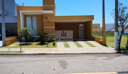 Casa térrea, 164m², 3 dormitórios, 1 suíte, à venda no Golden Park Residence