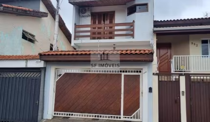 ótimo sobrado de 163,6m², 3 dormitórios, 1 suíte, à venda no Jardim Gonçalves