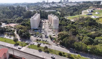Apartamento térreo, de 51m², 2 dormitórios, mobiliado, à venda Bosque São Paulo