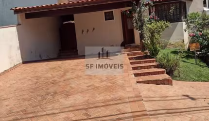 ótimo sobrado de 274m², 3 dormitórios, 1 suíte, à venda no Granja Olga 1
