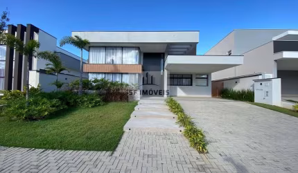 Excelente sobrado de 242m², 3 suítes, para venda ou locação no Alphaville 3