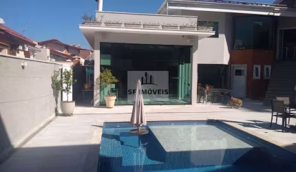 Sobrado 4 suítes máster à venda, 650m² por R$3.300.000, Cond. Granja Olga 1