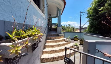 Casa à Venda com 4 quartos 337m², Area do Terreno 700m² - Fonseca - Niterói/RJ.