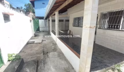 Casa 03 Quartos com 200m² para locação Colubandê São Gonçalo/RJ