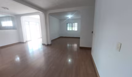 Casa À Venda Com 03 Quartos 203 M² Em Tribobó São Gonçalo/RJ