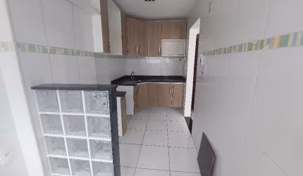 Excelente apartamento com 2 quartos Colubandê São Gonçalo/RJ
