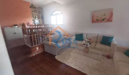Casa para alugar 03 quartos  com piscina  espaçosa e Arejada com Quintal e Piscina Almerinda Sao Gonçalo