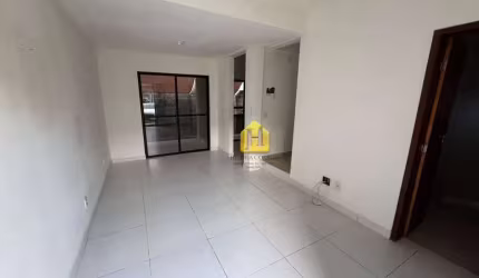 Casa Triplex com 3 dormitórios à venda em Nova Parnamirim/RN