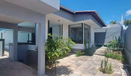 Casa com 6 dormitórios à venda, 443 m² por R$ 900.000,00 - Capim Macio - Natal/RN