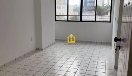 Apartamento com 2 dormitórios à venda, 50 m² por R$ 360.000,00 - Petrópolis - Natal/RN