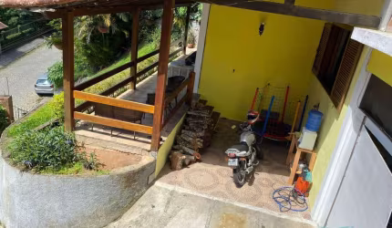 Casa para Venda em Teresópolis, Quinta da Barra, 3 dormitórios, 1 suíte, 3 banheiros, 2 vagas
