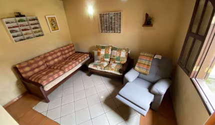 Casa para Venda em Teresópolis, Tijuca, 4 dormitórios, 1 suíte, 4 banheiros