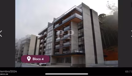 Apartamento para Venda em Teresópolis, Alto, 2 dormitórios, 1 suíte, 2 banheiros, 1 vaga