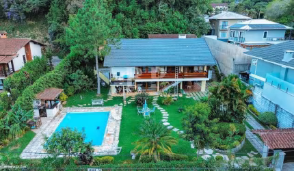 Casa para Venda em Teresópolis, Carlos Guinle, 5 dormitórios, 2 suítes, 4 banheiros, 2 vagas