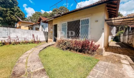 Casa para Venda em Teresópolis, Alto, 2 dormitórios, 2 banheiros, 3 vagas