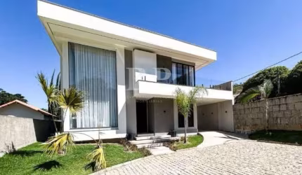 Casa em Condomínio para Venda em Teresópolis, Parque do Imbuí, 4 dormitórios, 1 suíte, 3 banheiros, 2 vagas