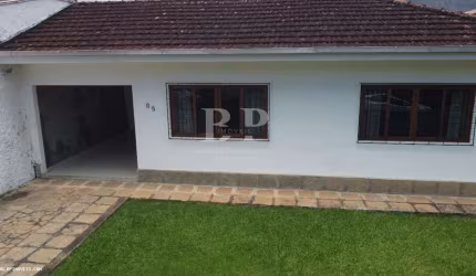 Casa para Venda em Teresópolis, Fazendinha, 3 dormitórios, 1 suíte, 3 banheiros, 2 vagas