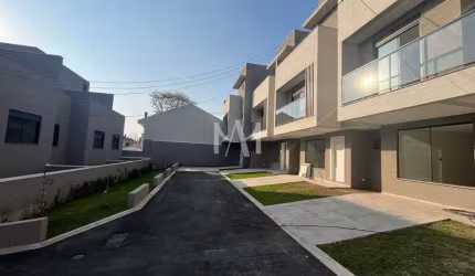 Casa em condomínio fechado com 3 quartos à venda na Rua Luiz Leduc, 146, Vista Alegre, Curitiba por R$ 849.900