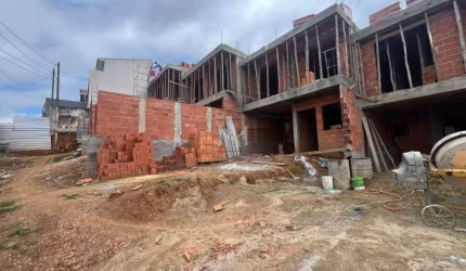 Casa com 3 quartos à venda na Rua Francisco das Chagas Lopes, 816, Boa Vista, Curitiba por R$ 950.000