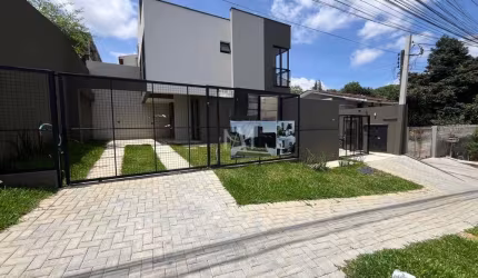 Casa com 3 quartos à venda na Rua Nossa Senhora do Rocio, 223, Santa Cândida, Curitiba por R$ 612.000