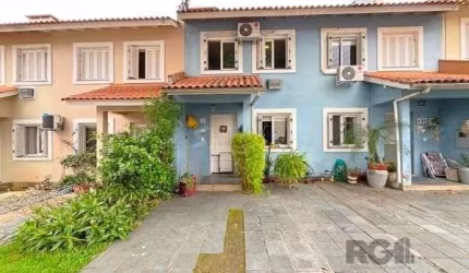Casa em Porto Alegre, no bairro Cavalhada, com 2 dormitório(s), e 2 banheiros, à venda.