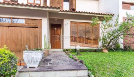 Casa Condominio para Venda - 195m², 4 dormitórios, sendo 1 suites, 2 vagas - Teresópolis