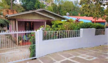 Casa para Venda - 74m², 3 dormitórios, 2 vagas - Nonoai