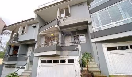 Casa Condominio para Venda - 215.51m², 3 dormitórios, sendo 1 suites, 2 vagas - Jardim Isabel