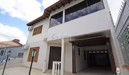 Casa para Venda - 246m², 3 dormitórios, sendo 2 suites, 3 vagas - Vila Ipiranga