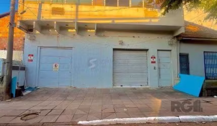 Edifício Comercial em São João