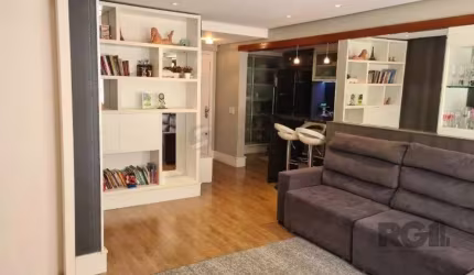 Apartamento com 2 quartos, vaga de garagem, churrasqueira 79,36m² no bairro Floresta, Porto Alegre/RS