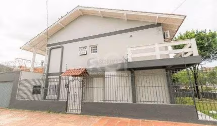 Casa para Venda - 238.35m², 4 dormitórios, sendo 1 suites, 2 vagas - Nonoai